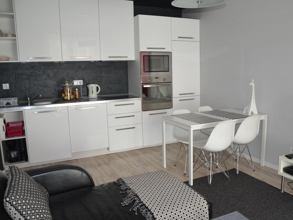 Apartamenty Szczesliwe Sny オルシュティン エクステリア 写真