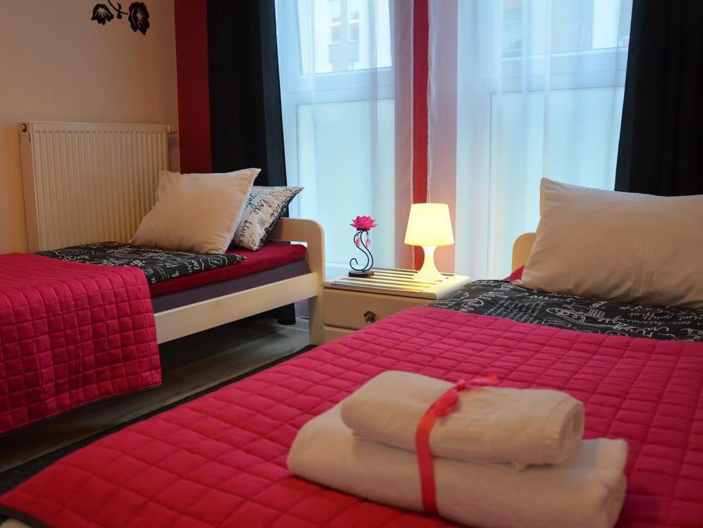 Apartamenty Szczesliwe Sny オルシュティン エクステリア 写真