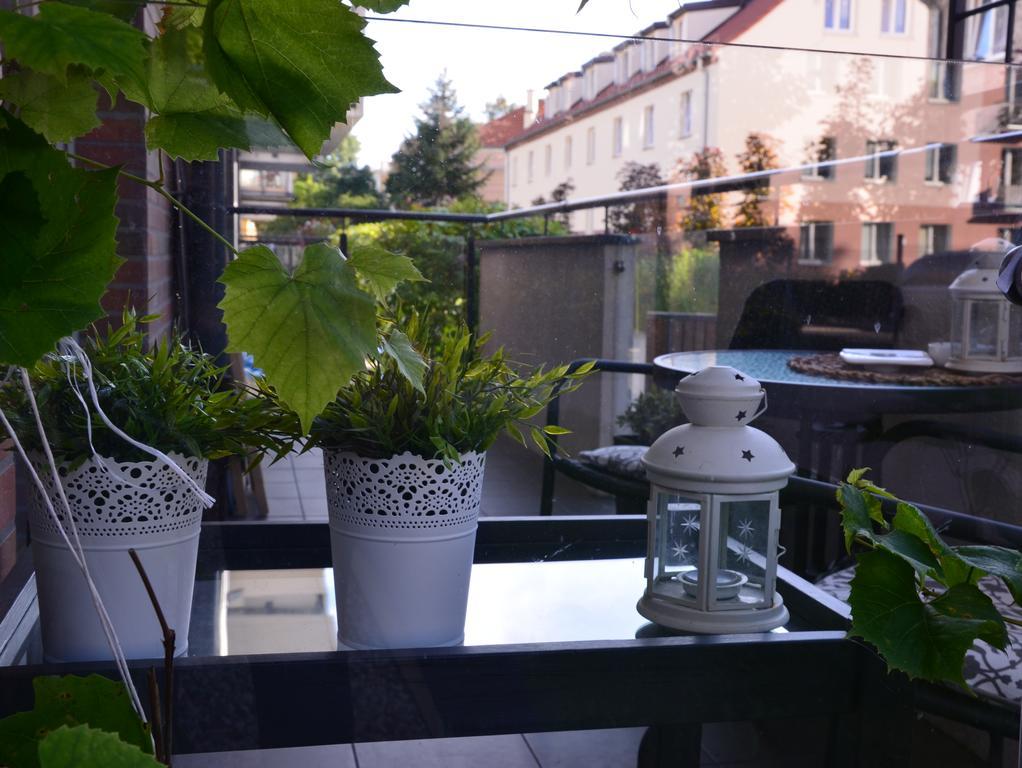 Apartamenty Szczesliwe Sny オルシュティン エクステリア 写真